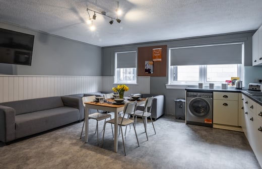 6 Bed Townhouse Standard